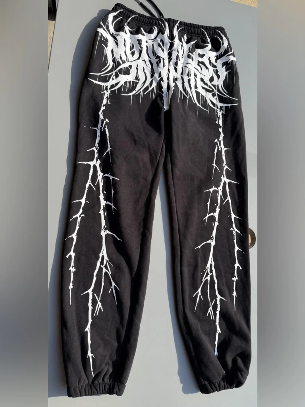 Motionless In White - Caught In The Thorns Sweatpants - Picture 3 of 8